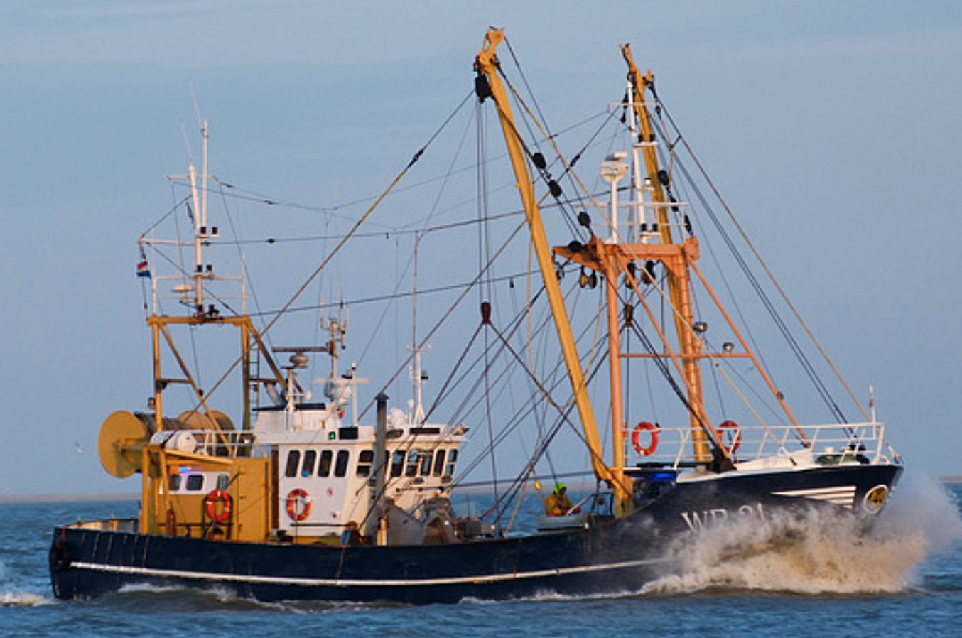 For sale, small Stern – Trawler WR-21 Jente