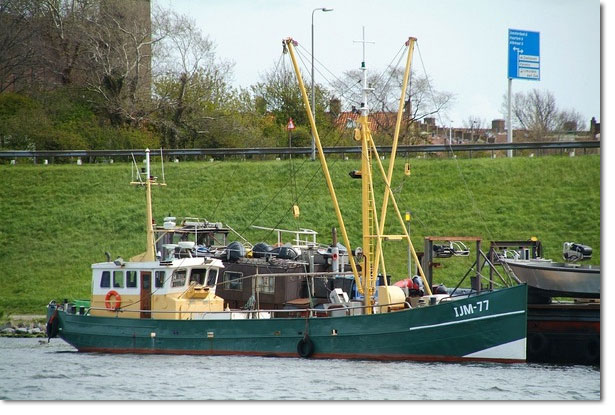 IJM-77 Nooit Volmaakt sold to new owner